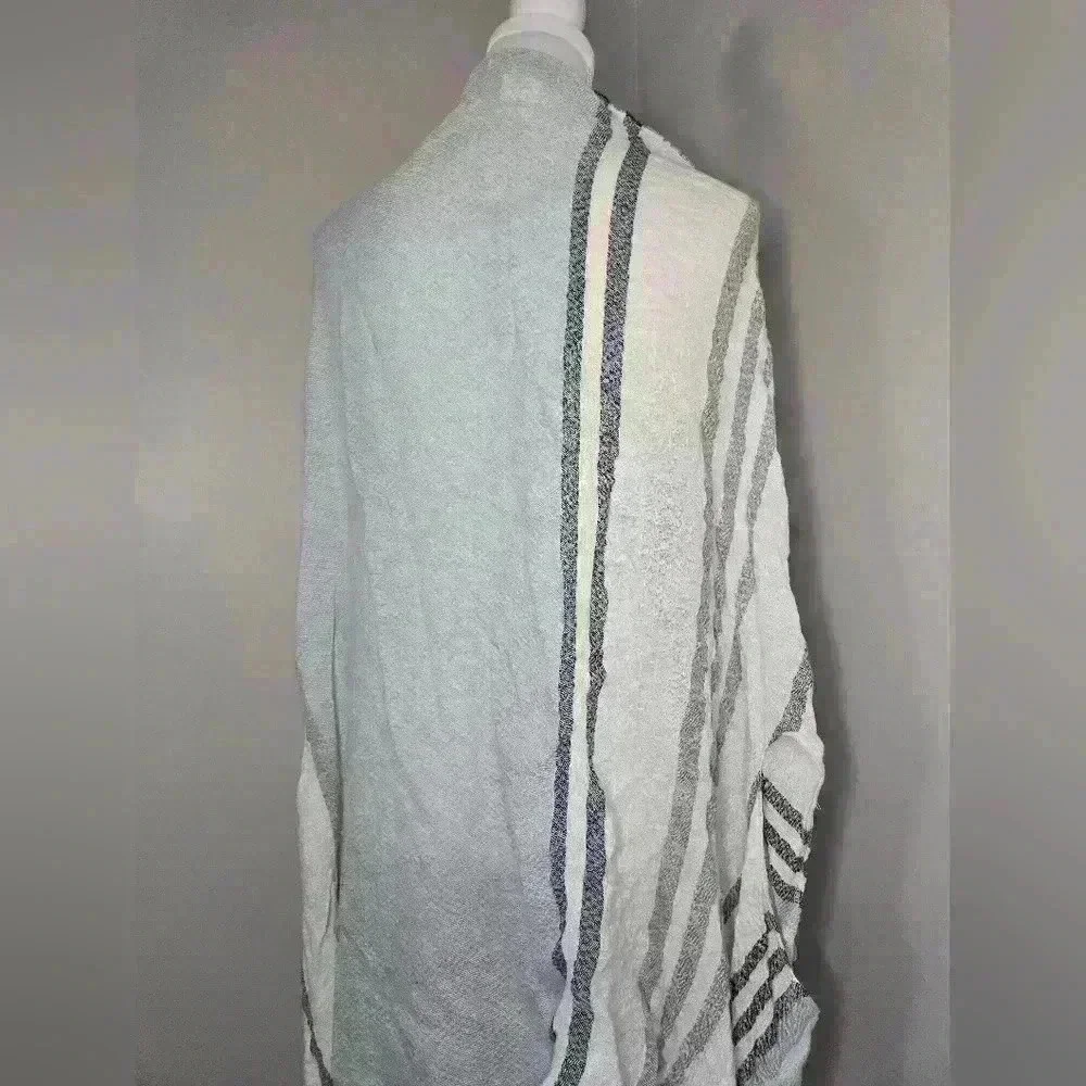 Zighilli Kimono / Shawl / Wrap - One Size